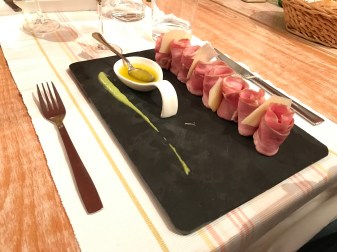 20161029_210419668_ios